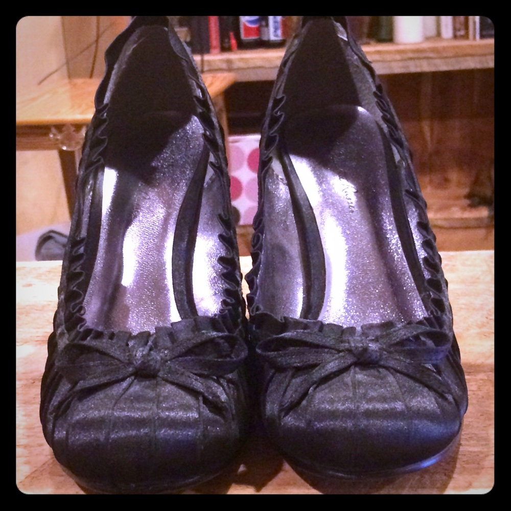 New without tag Charlotte Russe black high heel